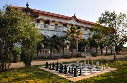 Chess Image infront of Heritage