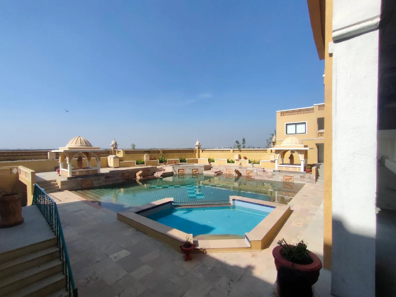 Khirasara Palace, Khirasar